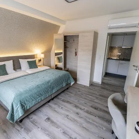 Hoekis-zimmervermietung 8 Mit Kuechenzeile 3*